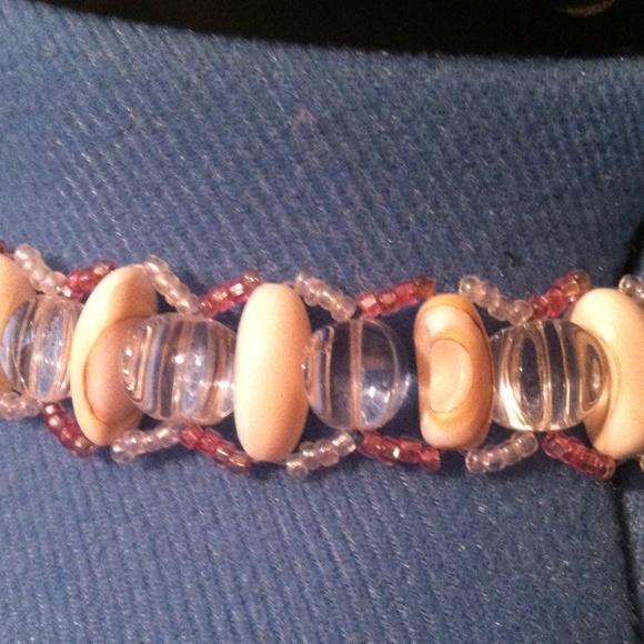 Shell necklace - Picture 3 of 4