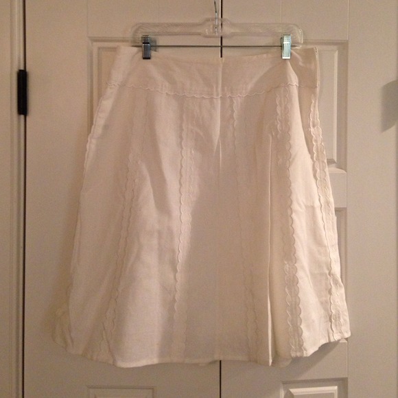 Sz 12 White A-Line Skirt