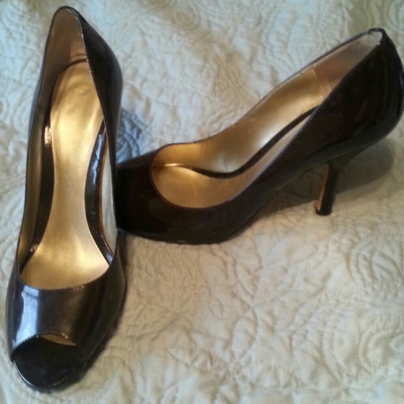 Shoes..... Brown shinny. .4 in heel