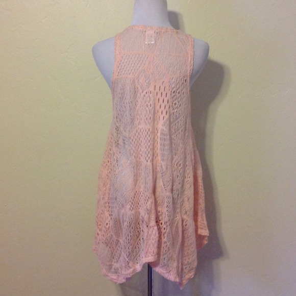 BUNDLED! Pink Lace Vest - Picture 3 of 3