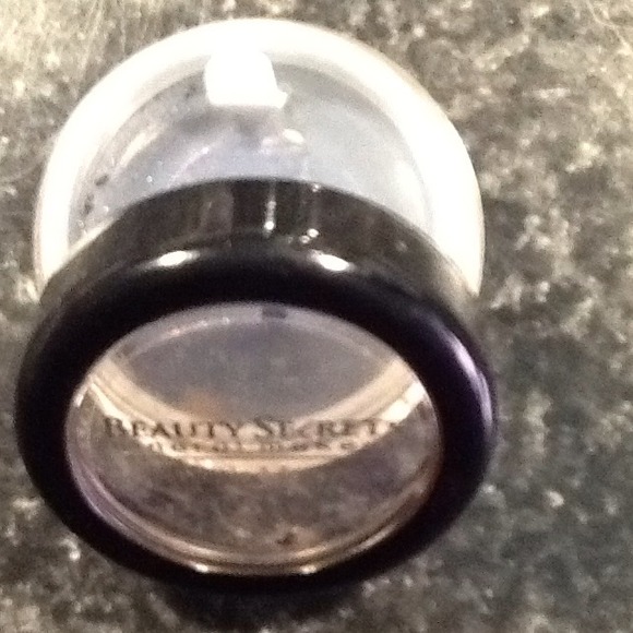 Mineral eye shadowSOLD!!!!