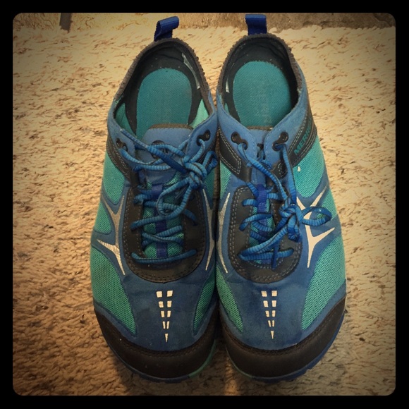 Merrell vibram running shoes