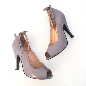 Vivienne Westwood lilac ankle strap heels, size 8!