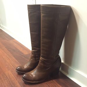 Frye Boot + Cream converse for Verodina88 ONLY