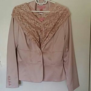 Jacket with lace came sole