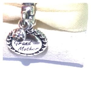 Grand mother pandora