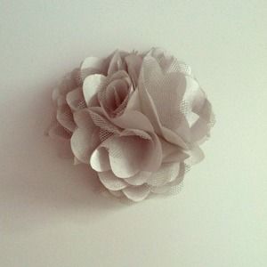 Flower hair clip