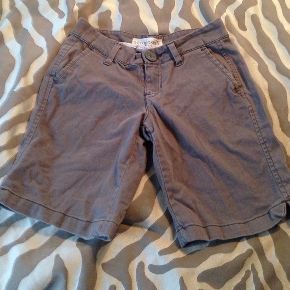 Gray shirts Aeropostale size 00