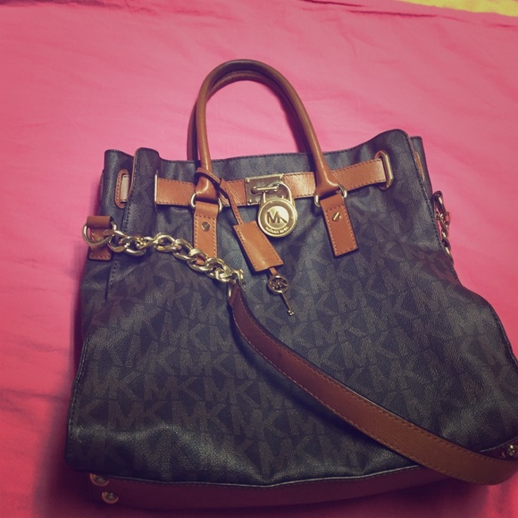 Michael kors purse