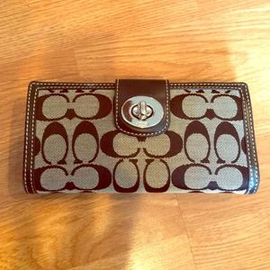 Coach wallet