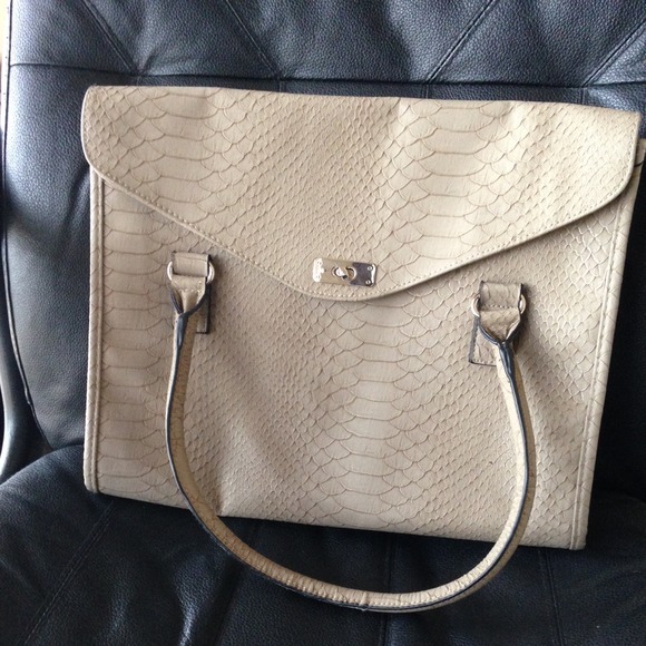 Faux leather envelope handbag