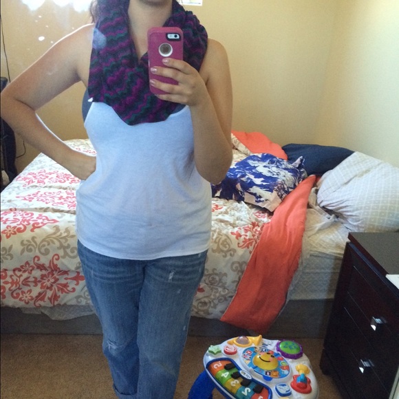 Loop scarf - Picture 2 of 2