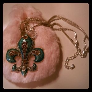 Fleur de Lis Necklace, NWOT