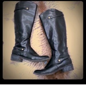 Black riding boots