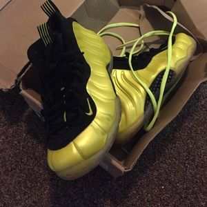 Size 6 in boys foamposites