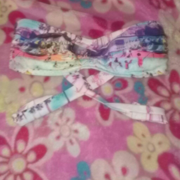 Top bathing suit piece