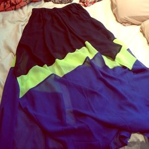 Maxi skirt with two slits