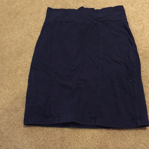 Forever 21 Dresses & Skirts - Navy blue body con skirt