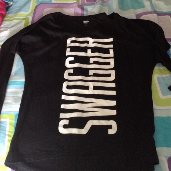 A long sleeve shirt