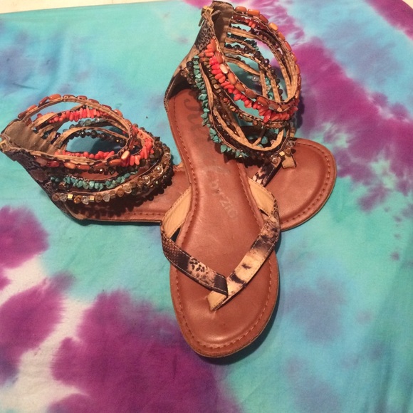 Adorable beaded sandals!