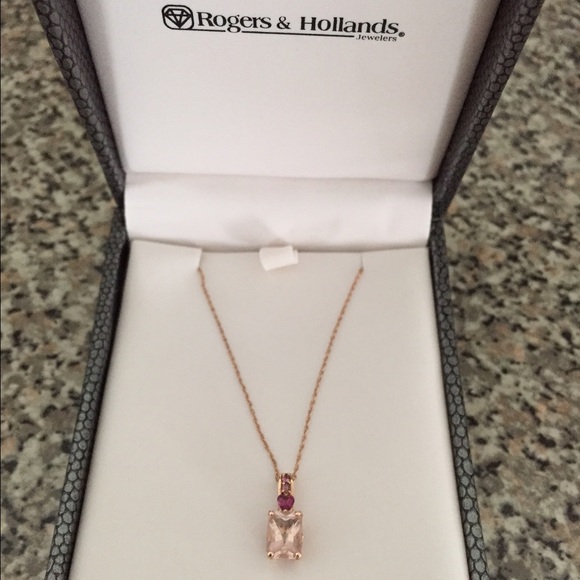 Rosegold morganite necklace