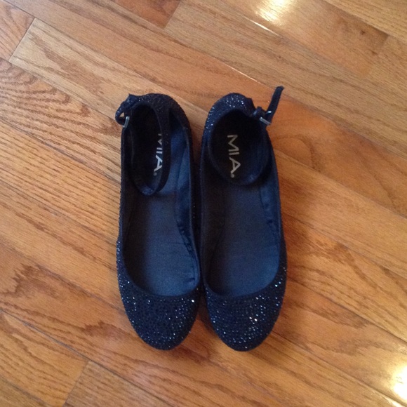 Mia flats