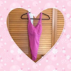 One piece swimming suit