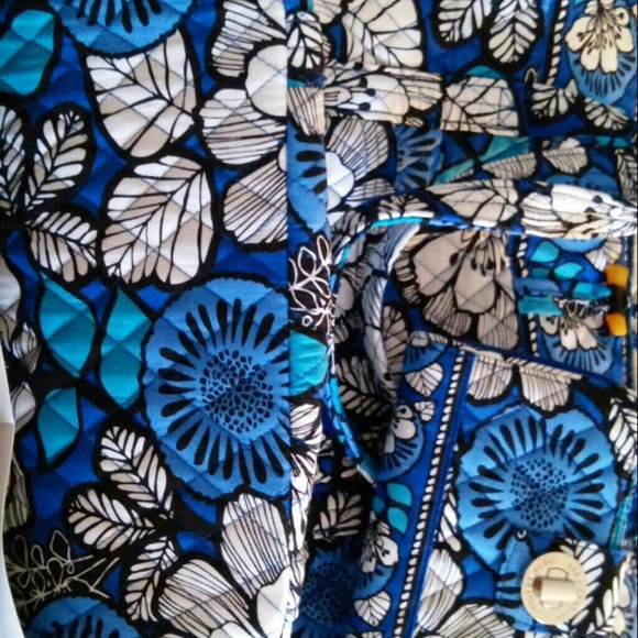 Vera Bradley. Overnight bag
