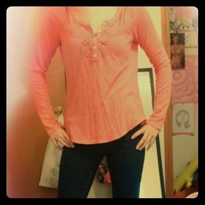 Jeggings and long sleeve shirt combo