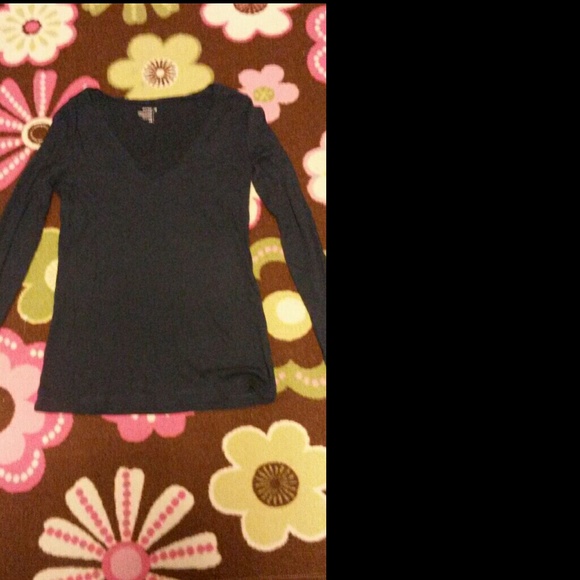 Navy blue, long sleeve, v-neck top. - Picture 1 of 1