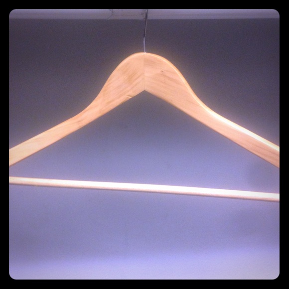 Wooden Hangers - 20pk