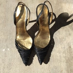REPORT Signature Black and Gold Heels