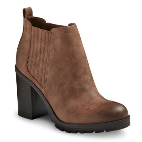 Chelsea Boots