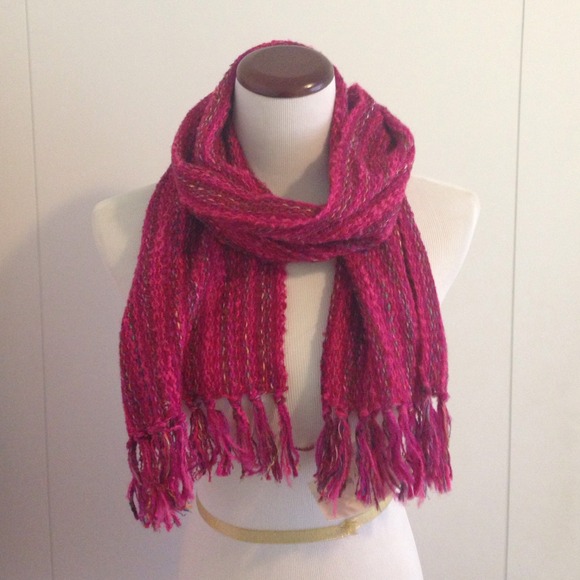 Bright pink handwoven scarf