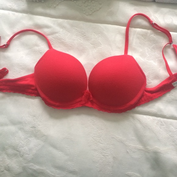 Gilly Hicks Push up Bra