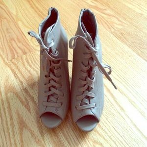 Beautiful Gray booties!