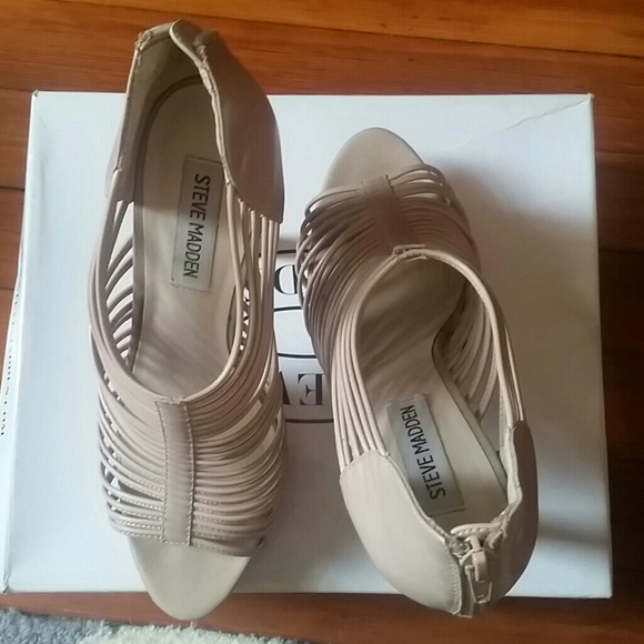 Steve Madden sandals