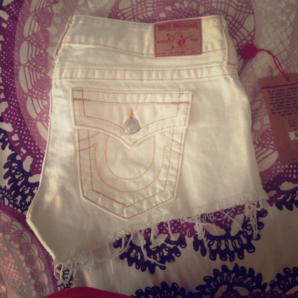 True Religion Joey Cut Off White Shorts size 32