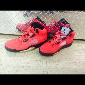Jordan shoes size 12 great condition!