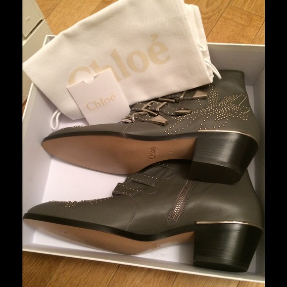 SOLD -- CHLOE' *NWT* Susanna - Picture 3 of 4