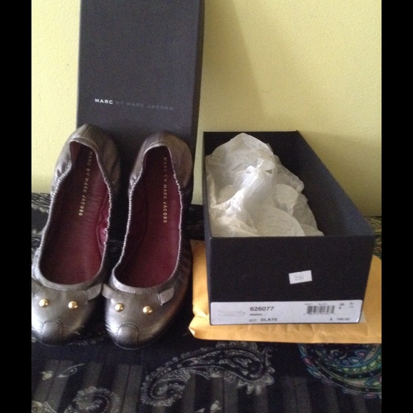 SOLD! - Picture 2 of 3