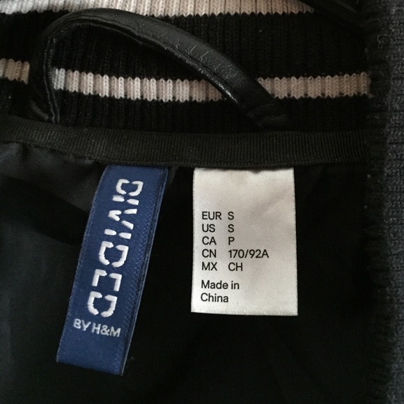 Varsity jacket - Picture 3 of 4