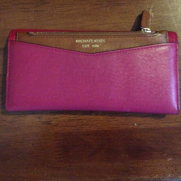 Michael Kors Wallet!