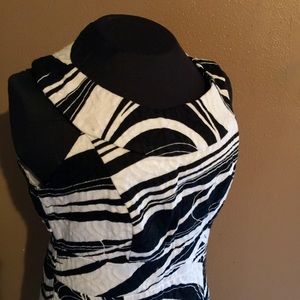 Signature by Sangria body-con zebra stripe dress