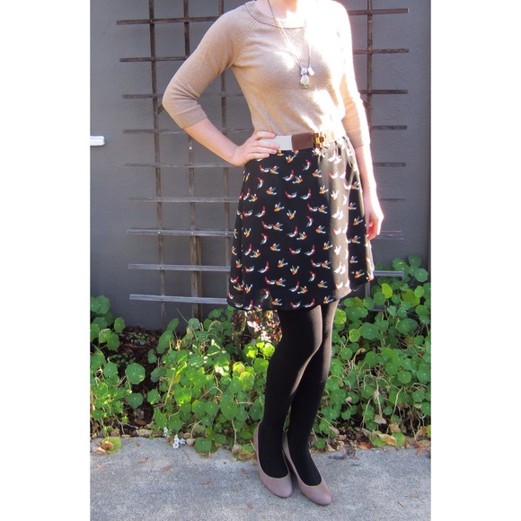 SOLD - SALE 💥 HOST PICK: A-Line Bird Print Skirt - Picture 3 of 4