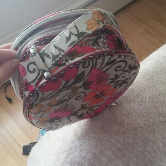 Vera bradley makeup bag