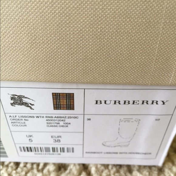 Burberry Rain boots🚫SOLD🚫 - Picture 4 of 4