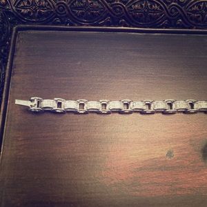 Genuine diamond 14k white gold bracelet