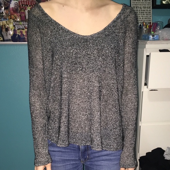 Loose black/grey/white sweater - Picture 1 of 2
