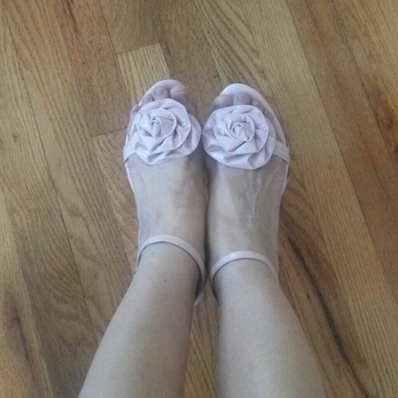 shoe - Picture 2 of 3